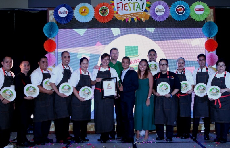 Unilever Food Solutions (UFS) Philippines, together with 10 Filipino culinary innovators, sets record in the Philippines with most number of tapa dishes served in one day made possible with Knorr Liquid Seasoning— the choice marinade of chefs and cooks in elevating the taste of dishes.