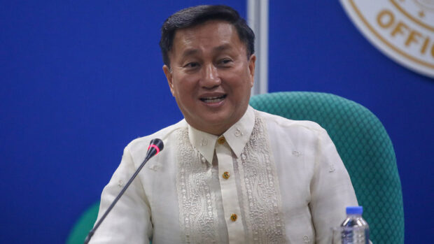 Francis Tolentino pays tribute to PH troops, fisherfolk
