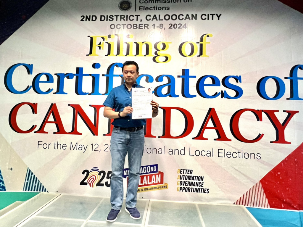 Former Sen. Antonio Trillanes IV files COC to run in Caloocan mayoralty race