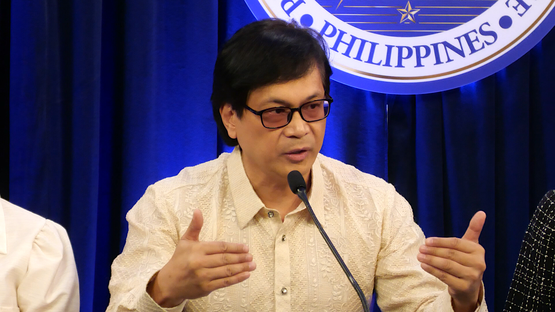 The government needs to place remedial measures that would address issues brought about by the Supreme Court (SC) ruling allowing commercial fishing on municipal waters, former Interior secretary and senatorial candidate Benhur Abalos said on Tuesday.