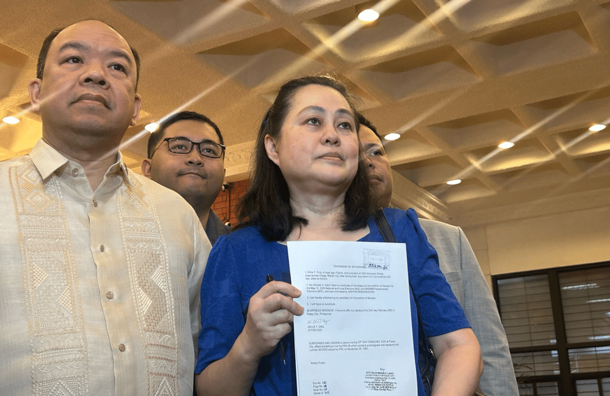 Doctor Willie Ong officially files his withdrawal from the senatorial race of the 2025 elections through his wife, Liza Ong, on Friday, February 21, 2025. | PHOTO: Dianne Sampang / INQUIRER.net