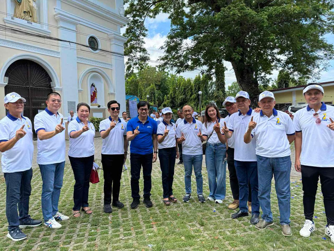 Cebu Gov. Gwen Garcia endorses candidacy of senatorial aspirant and former DILG Sec. Benhur Abalos