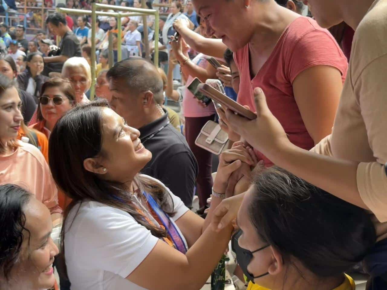 Senatorial aspirant Camille Villar reaffirmed her strong commitment to support agriculture, education, and small and medium-sized enterprises (SMEs) during her recent visit to Tagoloan, Misamis Oriental. As she seeks a seat in the Senate in the upcoming May 2025 elections, Villar pledged to prioritize the sectors that she believes are vital to sustainable national development and inclusive economic growth.