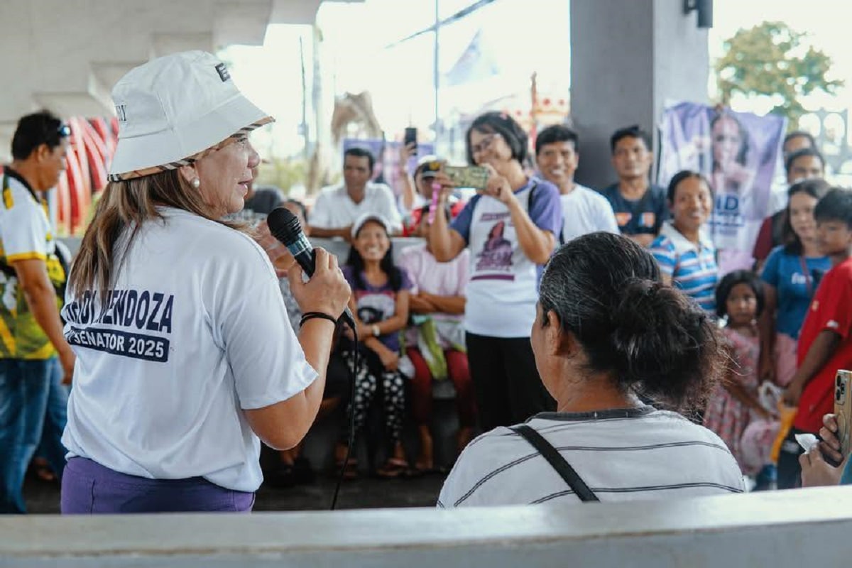 NO RUBBER STAMP Senatorial candidate Heidi Mendoza, aformer Commission on Audit commissioner, offers to voters her track record as a watchdog of public spending and accountability.