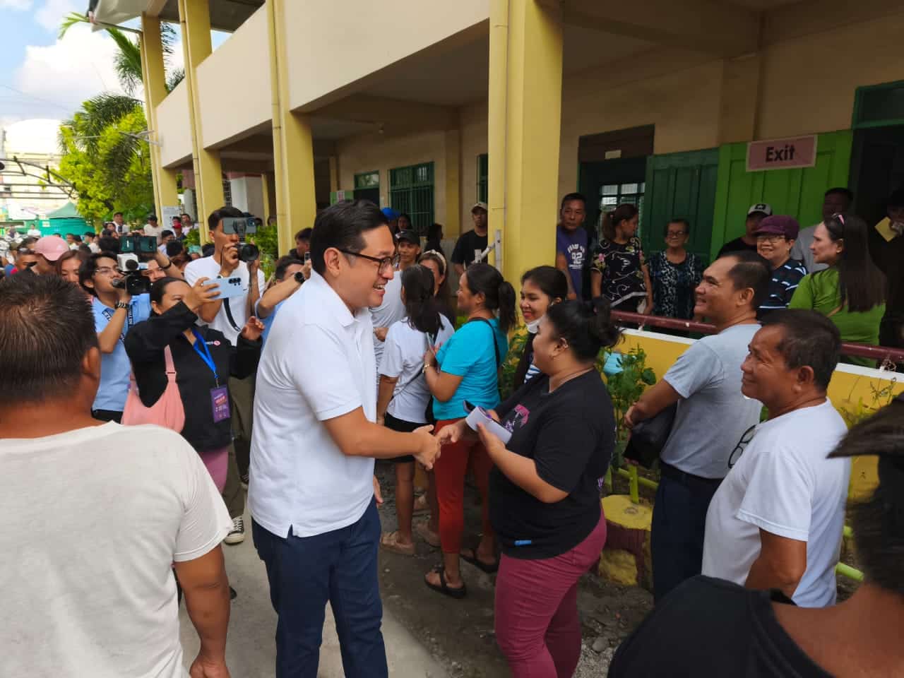 LOOK: Bam Aquino votes