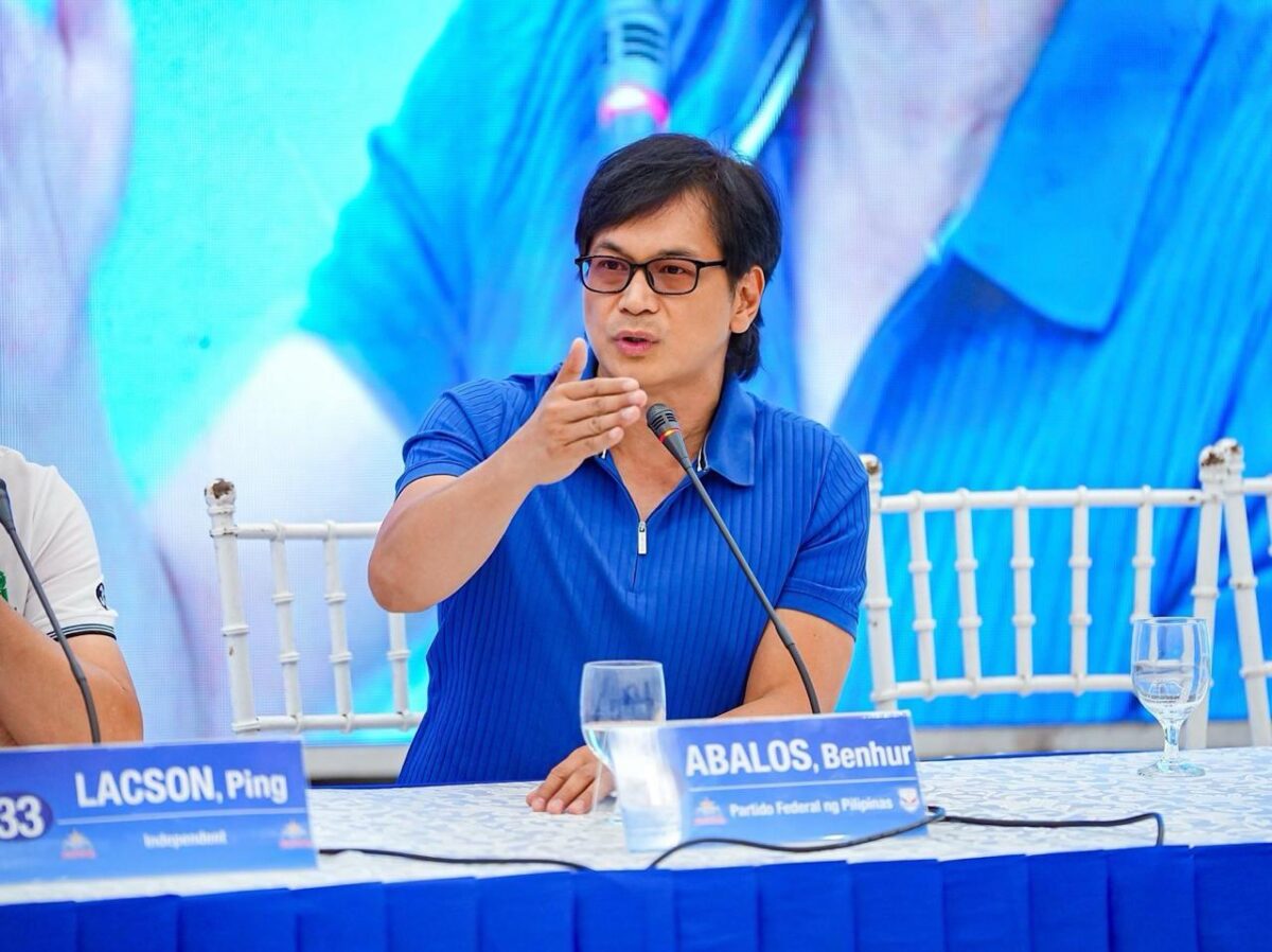 3. 4. Abalos answers questions from reporters in Alyansa presscon