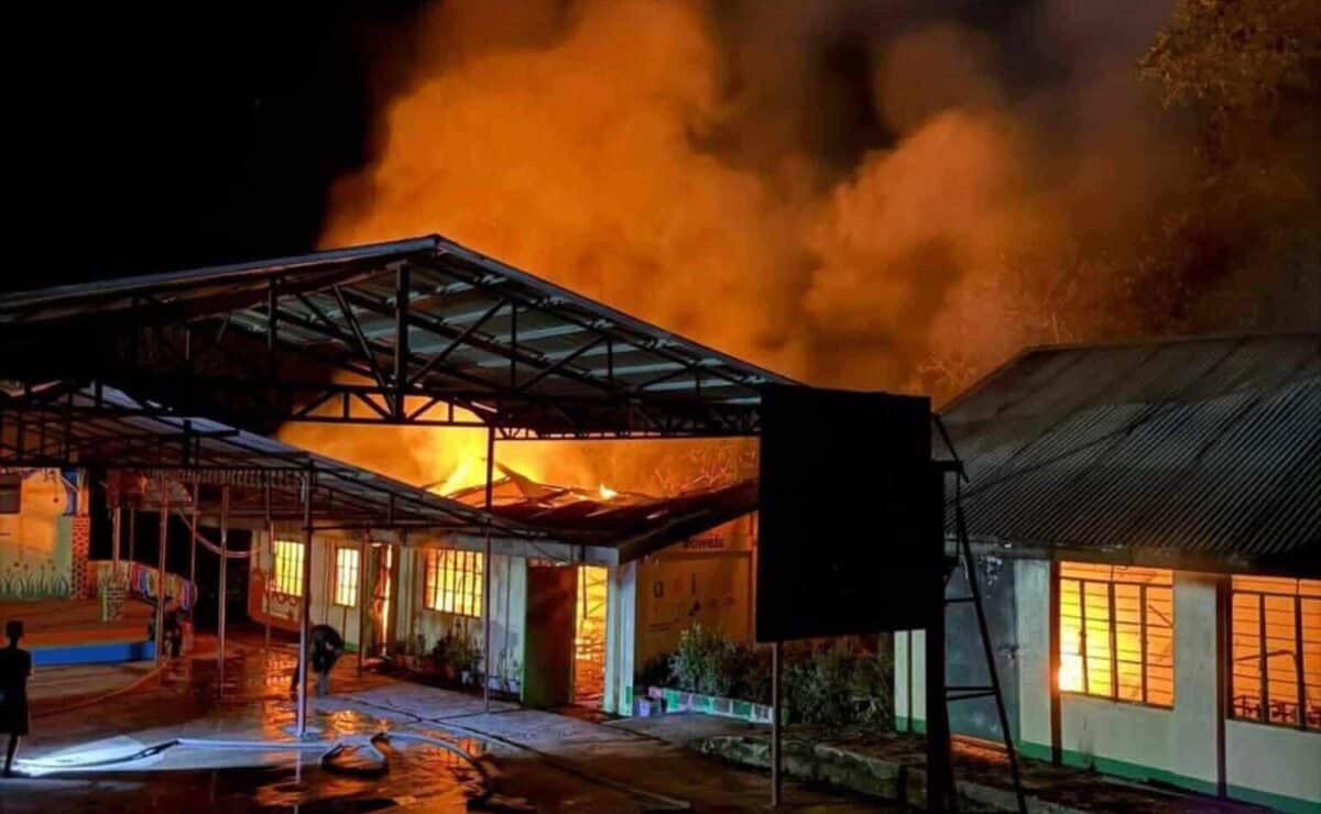Flames engulf a classroom in Dandangla Elementary School in Bangued, Abra on the night of May 6, 2025. — Photo from Commission on Elections Chairman George Erwin Garcia