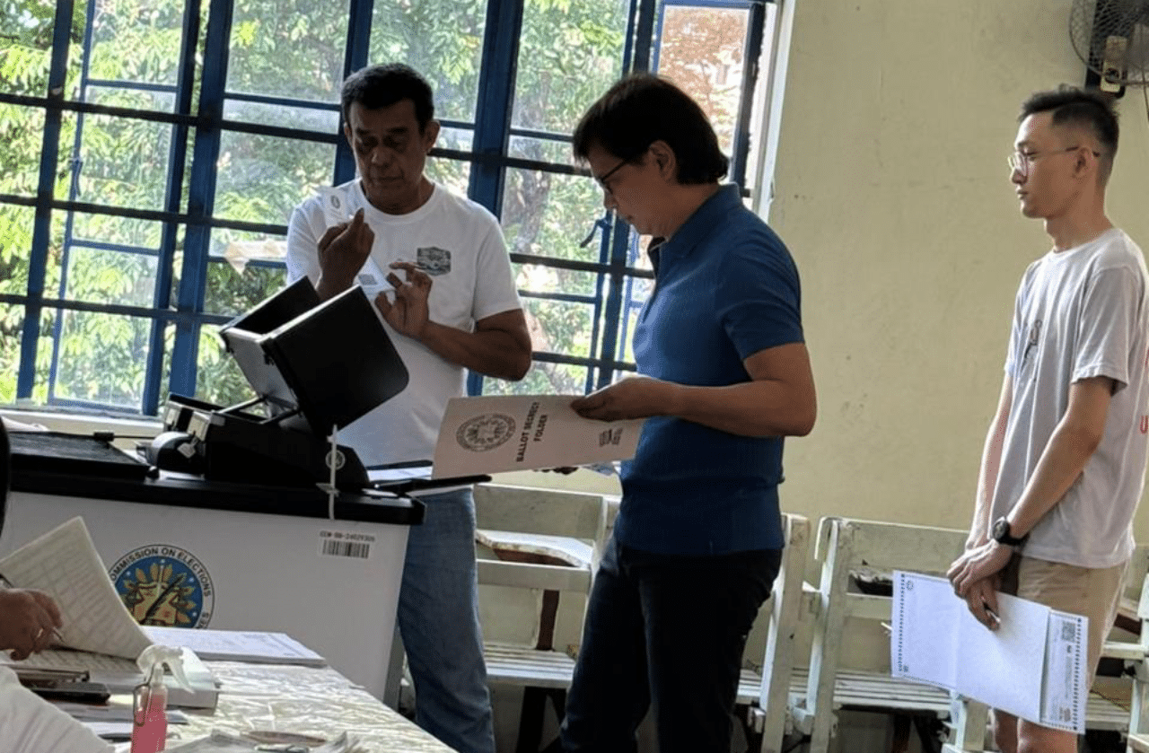 LOOK: Abaloses vote in Mandaluyong