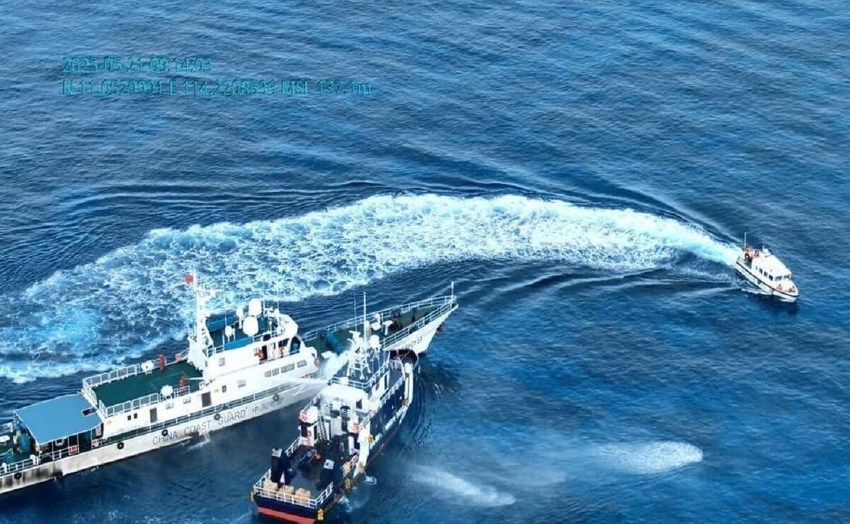 China Coast Guard sideswipes, uses water cannon on BFAR boat