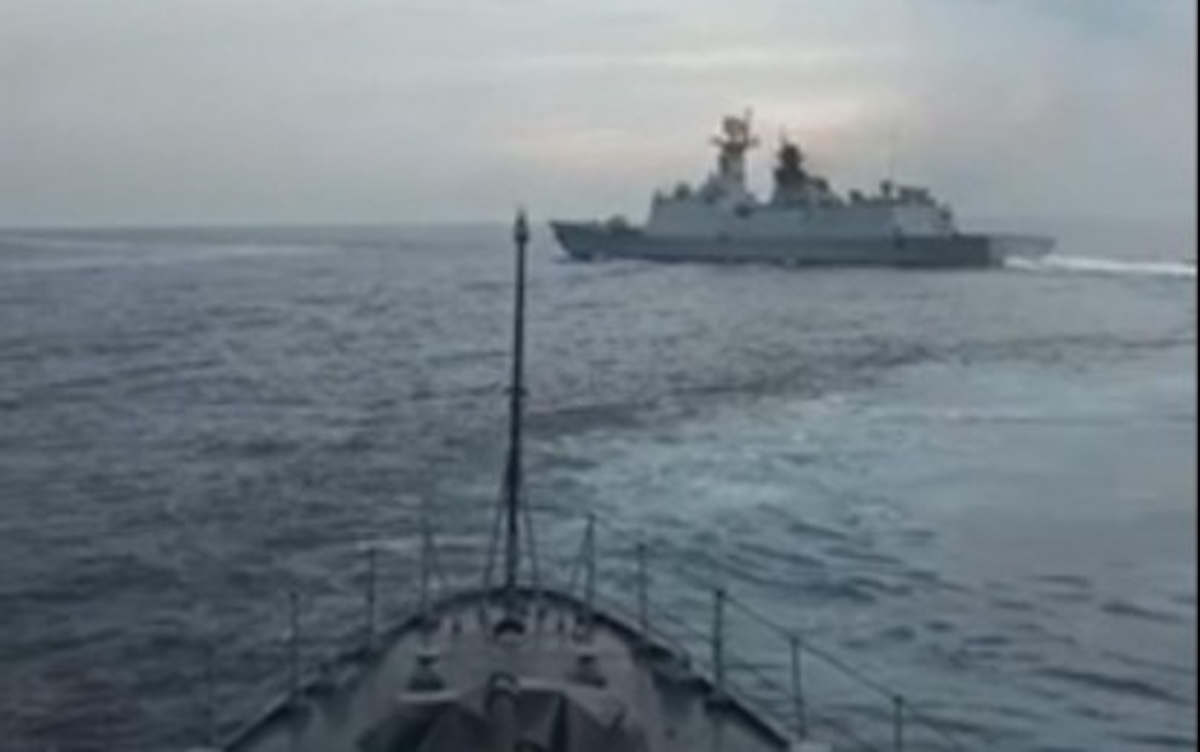 A Chinese frigate is seen conducting "aggressive and unsafe" maneuvers against a Filipino naval vessel, the BRP Emilio Jacinto (PS-35), which was conducting lawful maritime operations in Bajo de Masinloc, West Philippine Sea (WPS) on May 5, 2025. The Filipino naval vessel is conducting a maritime patrol in the area in support of the Bureau of Fisheries and Aquatic Resources and the Philippine Coast Guard at the time of the incident. The PCG on Friday said they are installing gun systems on vessels patrolling the WPS. (Screengrab from video of BRP Emilio Jacinto)