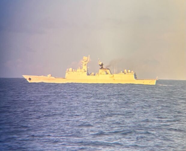 Navy warships escort Chinese frigate away from Zambales waters