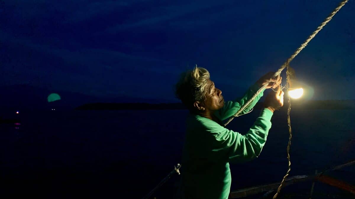 Luzon fishers on front-line duty to protect West PH Sea