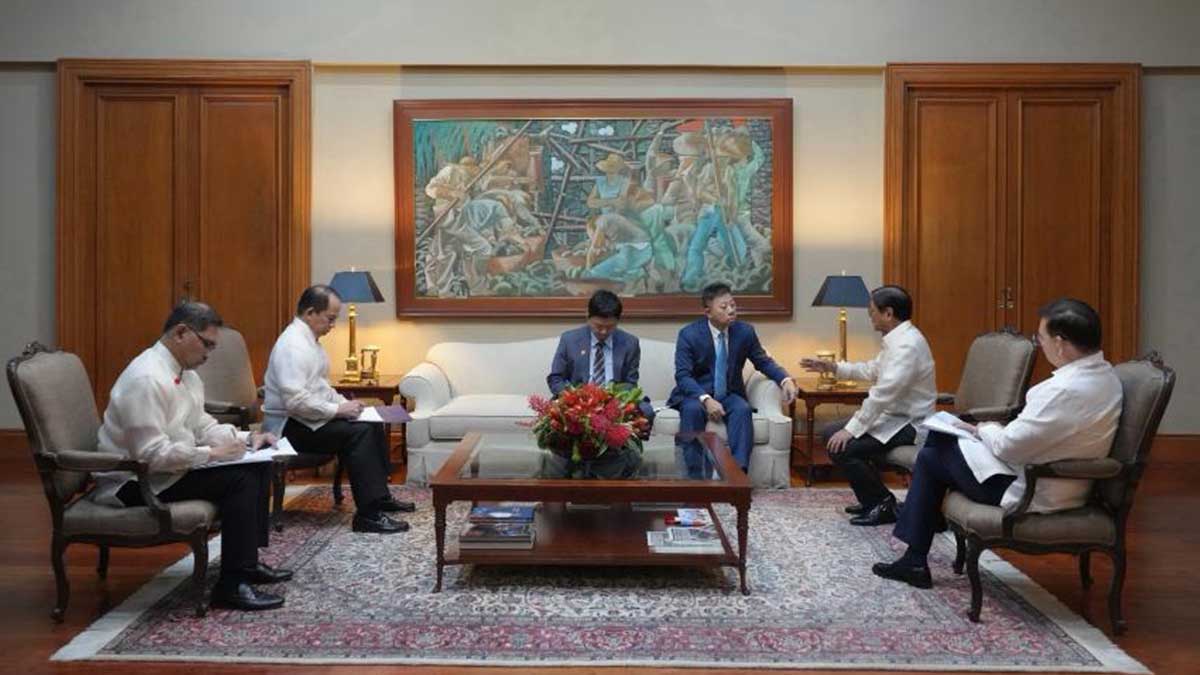 FIRST TIME TO BE CALLED TO PALACE The Chinese ambassador to Manila, Jing Quan, with an aide by his side taking notes, appears before President Marcos in Malacañang on Tuesday in response to a summons over the violent July 20 confrontation between members of the China Coast Guard and the Philippine Navy at Ayungin (Second Thomas) Shoal. Also in the meeting are Executive Secretary Ralph Recto (right), and Foreign Undersecretary Leo Herrera-Lim and Assistant Secretary Marshall Louis Alferez. —MALACAÑANG PHOTO