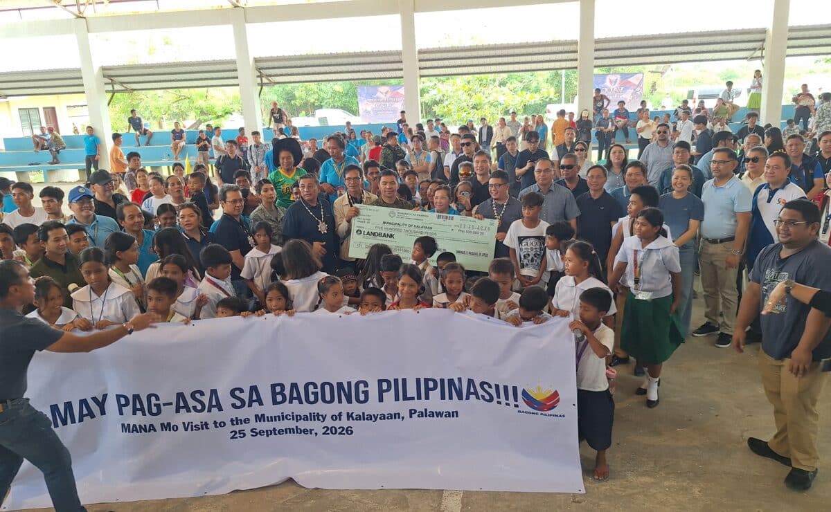 Pacquiao to "Filipino traitors:" Come to Pagasa Island